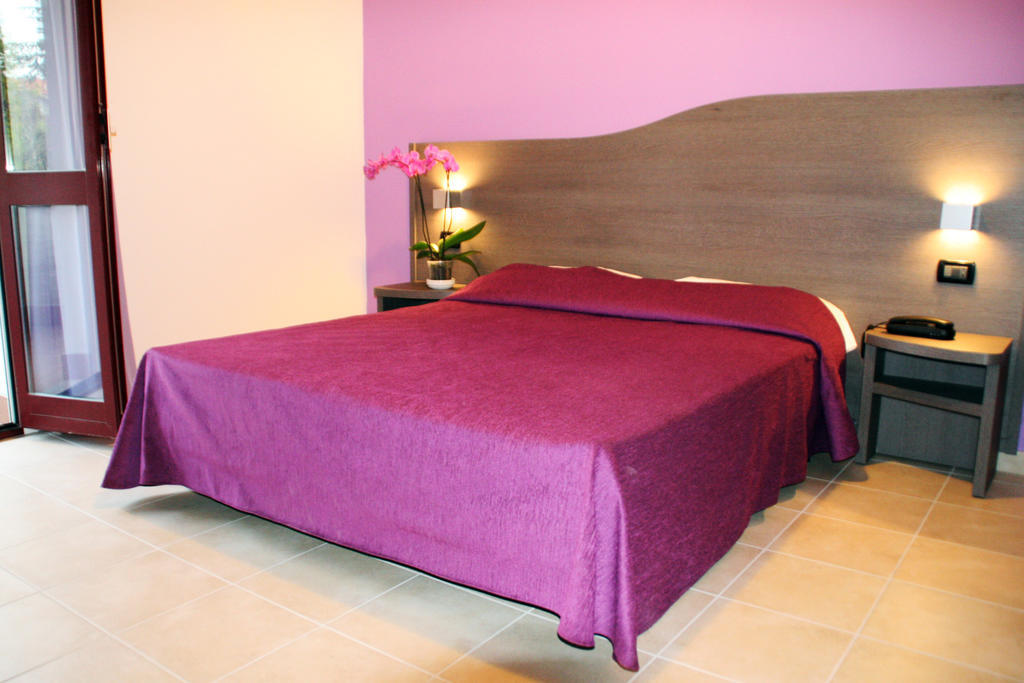 Hotel Leon D'Oro Castel Frentano Zewnętrze zdjęcie