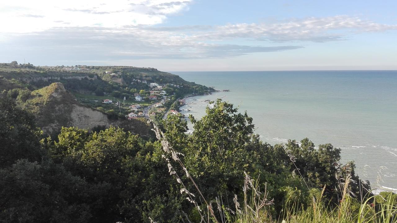 Hotel Leon D'Oro Castel Frentano Zewnętrze zdjęcie